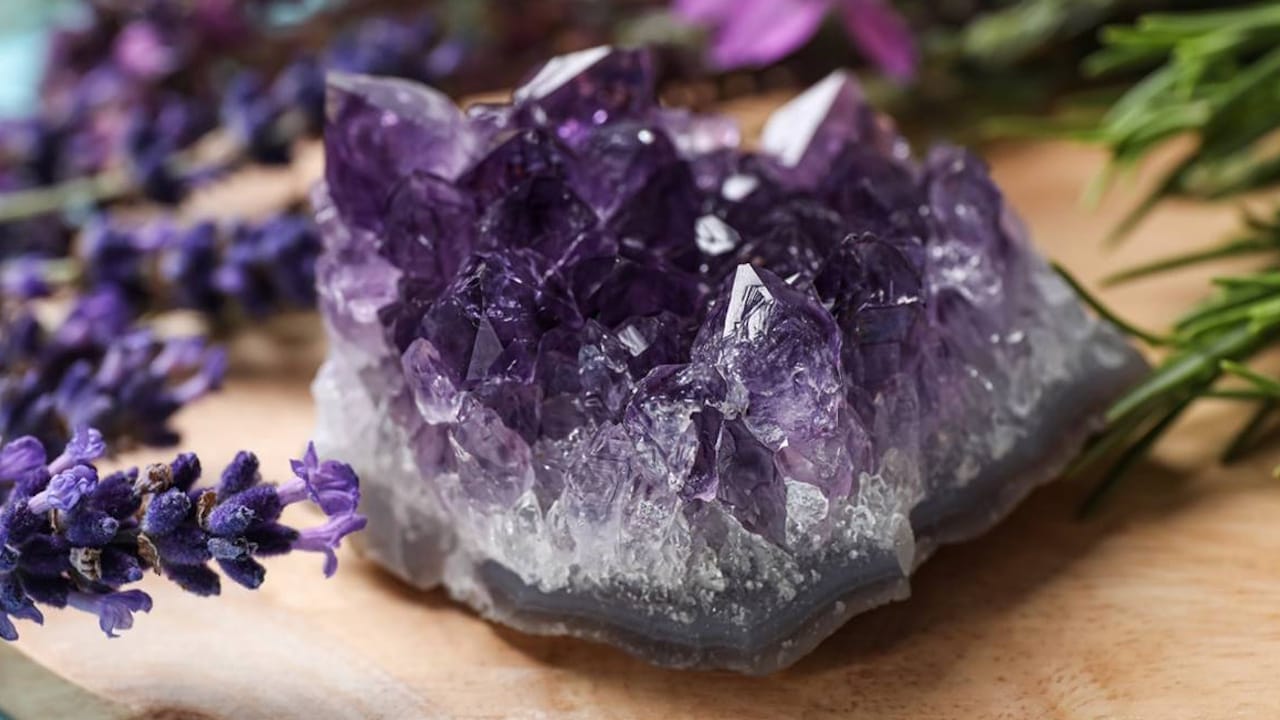 amatista Piedra de nacimiento de Febrero