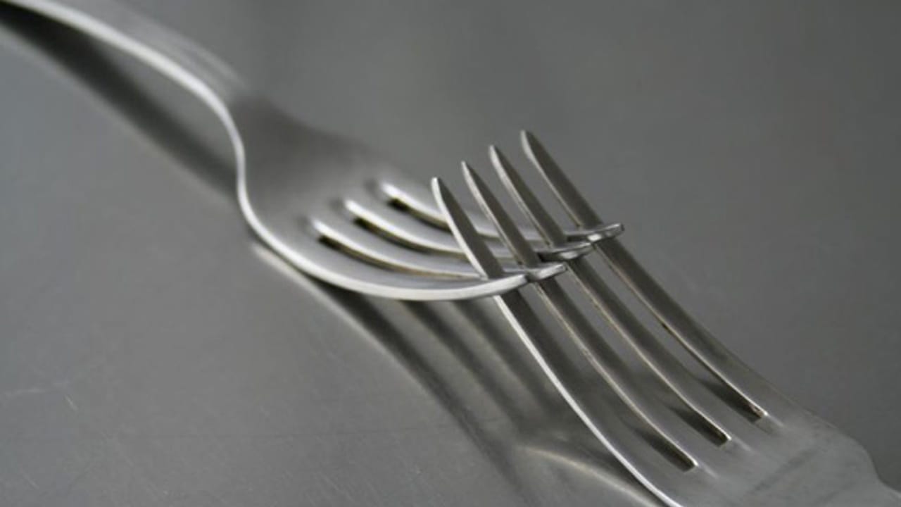 tenedor plateado tenedor plateado